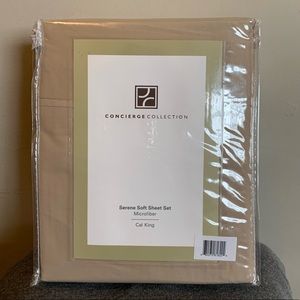 NWT Concierge Collection Microfiber Sheet Set